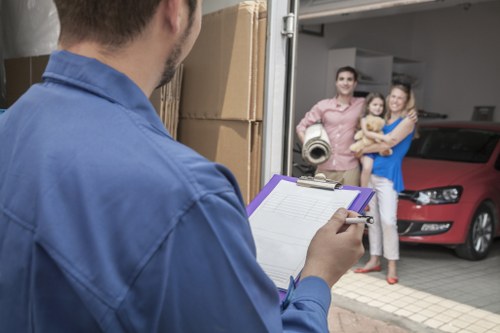 Removal truck hire support for moving homes and businesses in Battersea